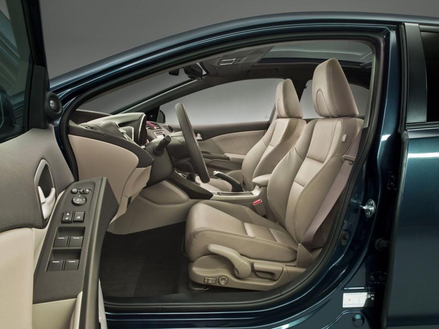  Honda Civic 5-Door 2012 года  (EU) (фото 17 из 112)